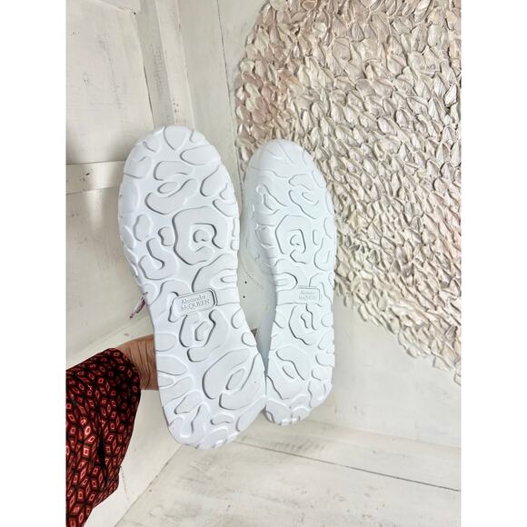 NWT Alexander McQueen Court Larry Oversized Platform Trainer Sneaker White 39.5 - Picture 9 of 12